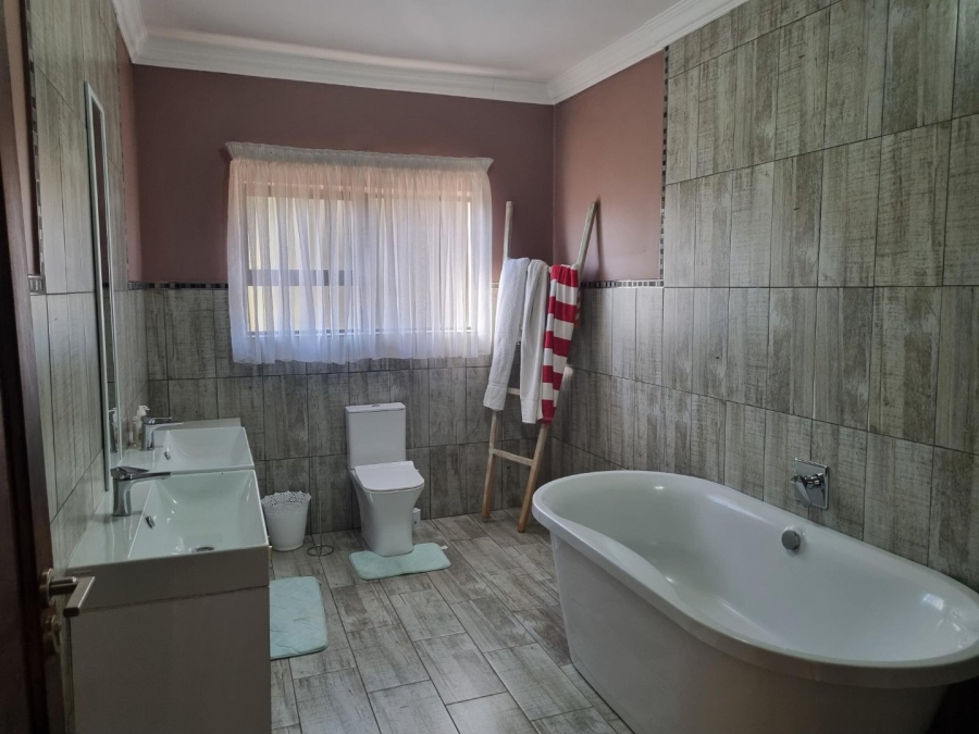 To Let 3 Bedroom Property for Rent in Seasons Lifestyle Estate North West